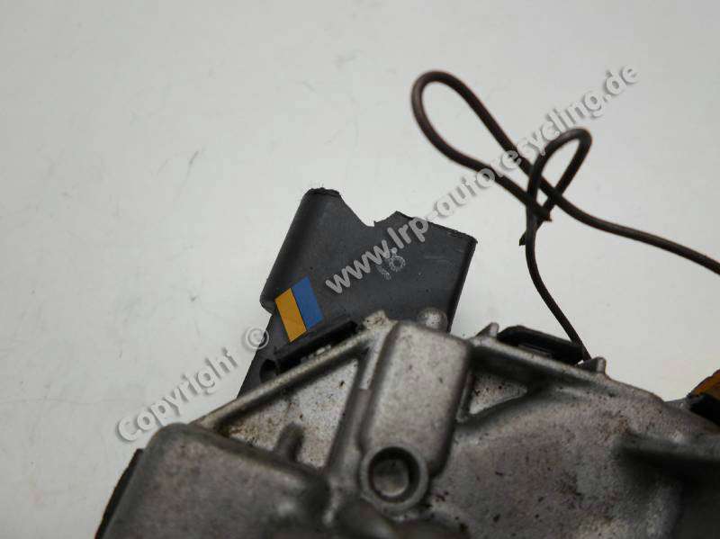 VW Polo 9N1 Wischermotor vorn 6Q1955119 0390241500 BOSCH BJ2001